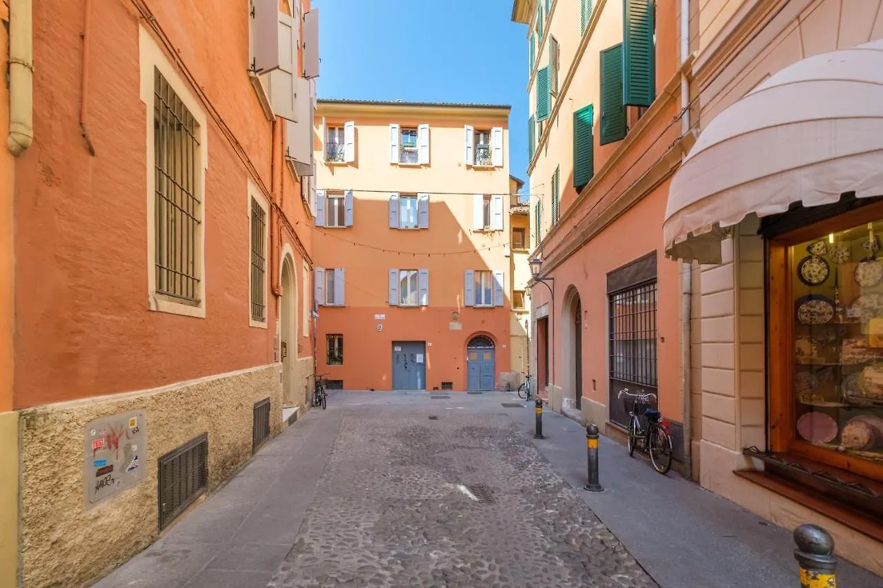 Golden Suite By Studio Vita Bologna 0*,  Italy