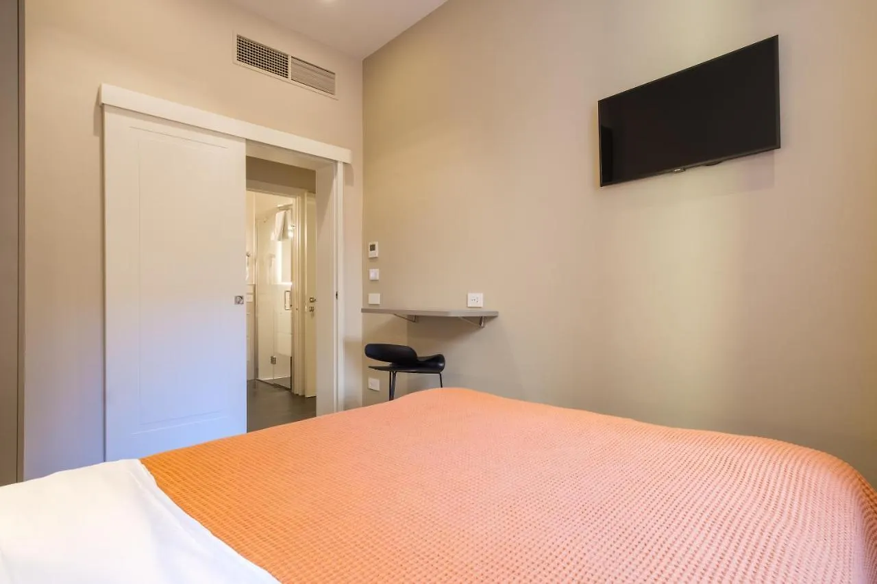 Golden Suite By Studio Vita Bolonia Apartamento