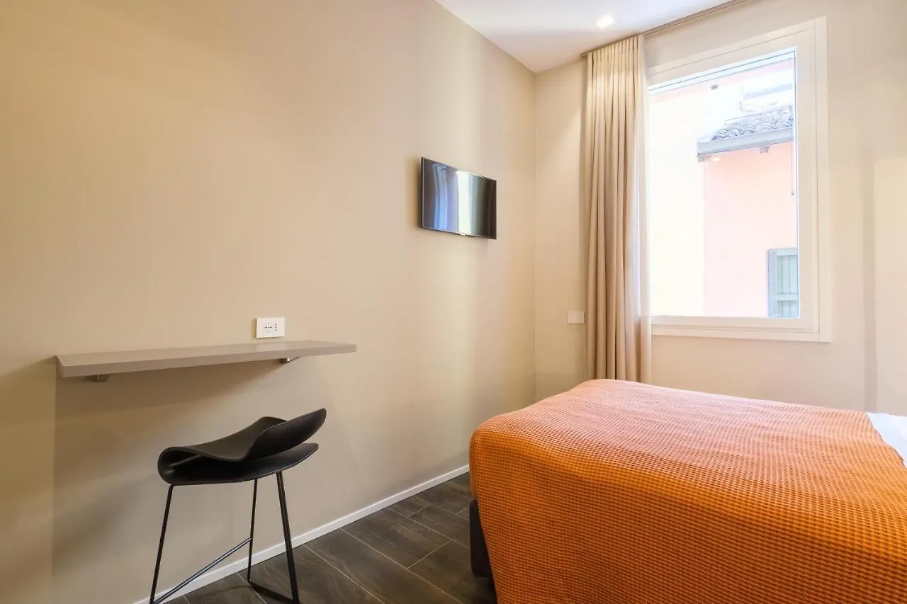 Apartment Golden Suite By Studio Vita Bologna